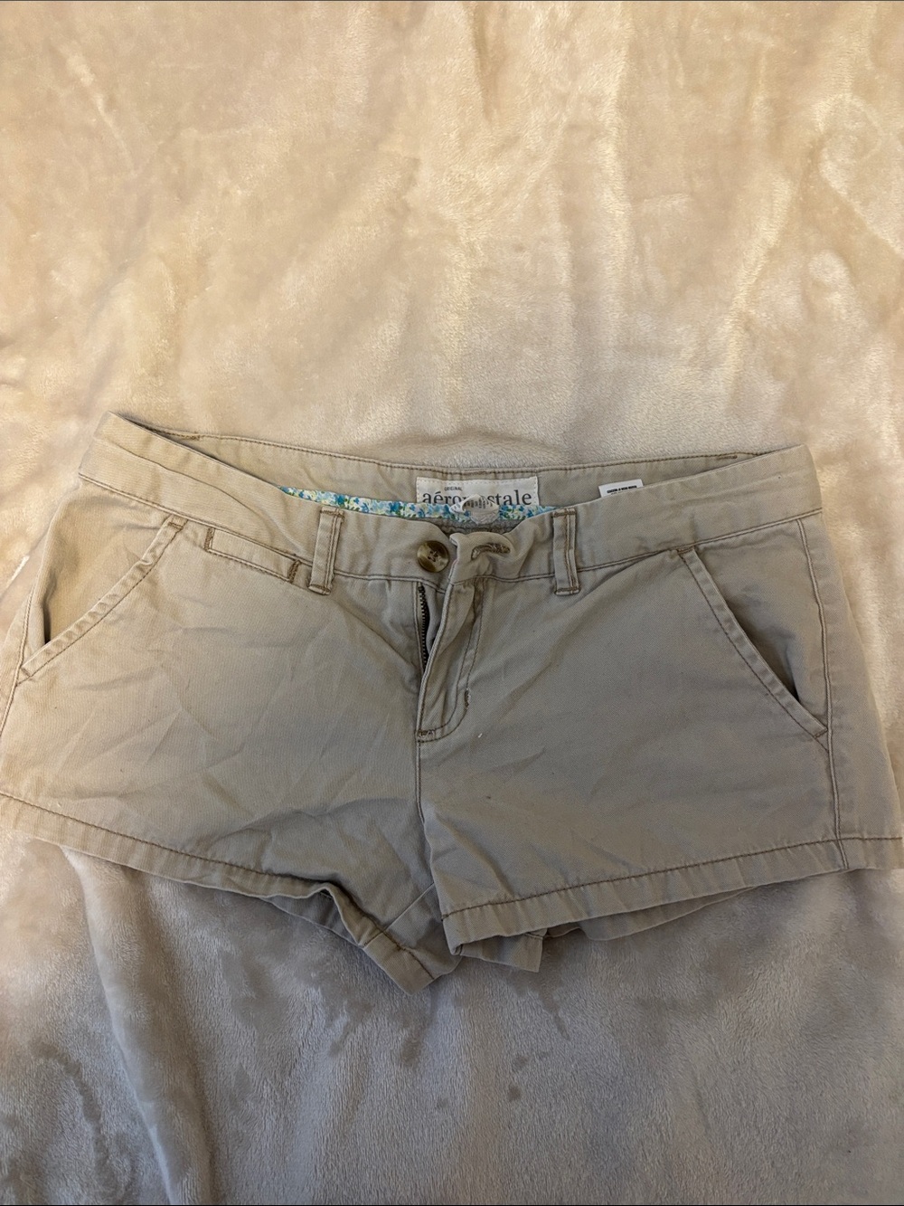 Aeropostale Women's Khaki/Tan Casual Cotton Shorts